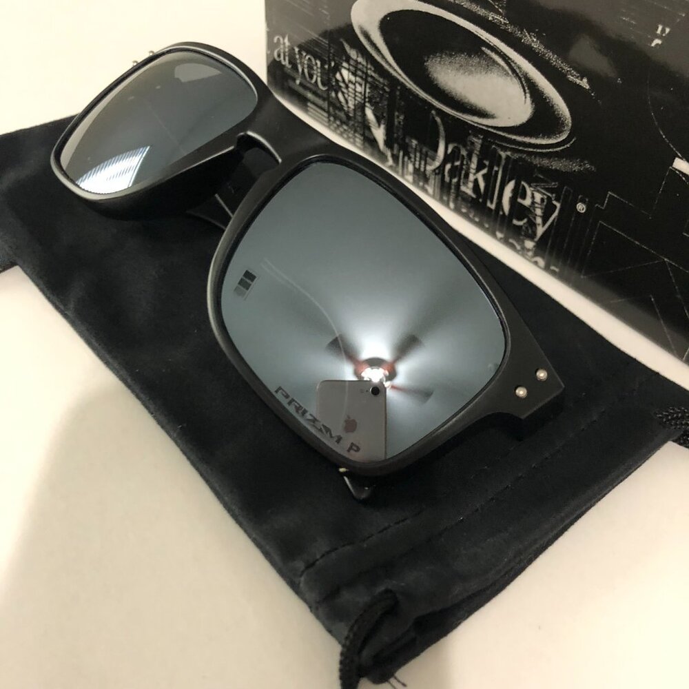 Silver Prizm Polarized OAKLEY HOLBROOK Black Matte Frame 9102 - Picture 4 of 7